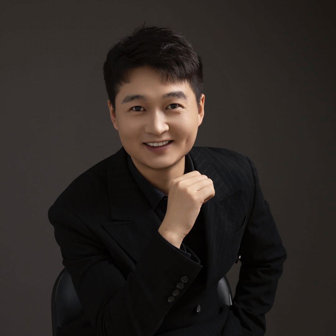 Michael Chen